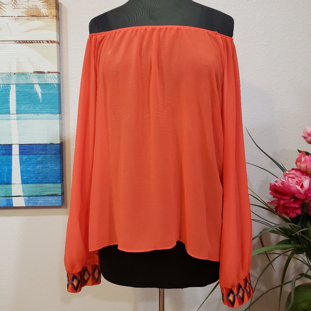 Blouse/ tops